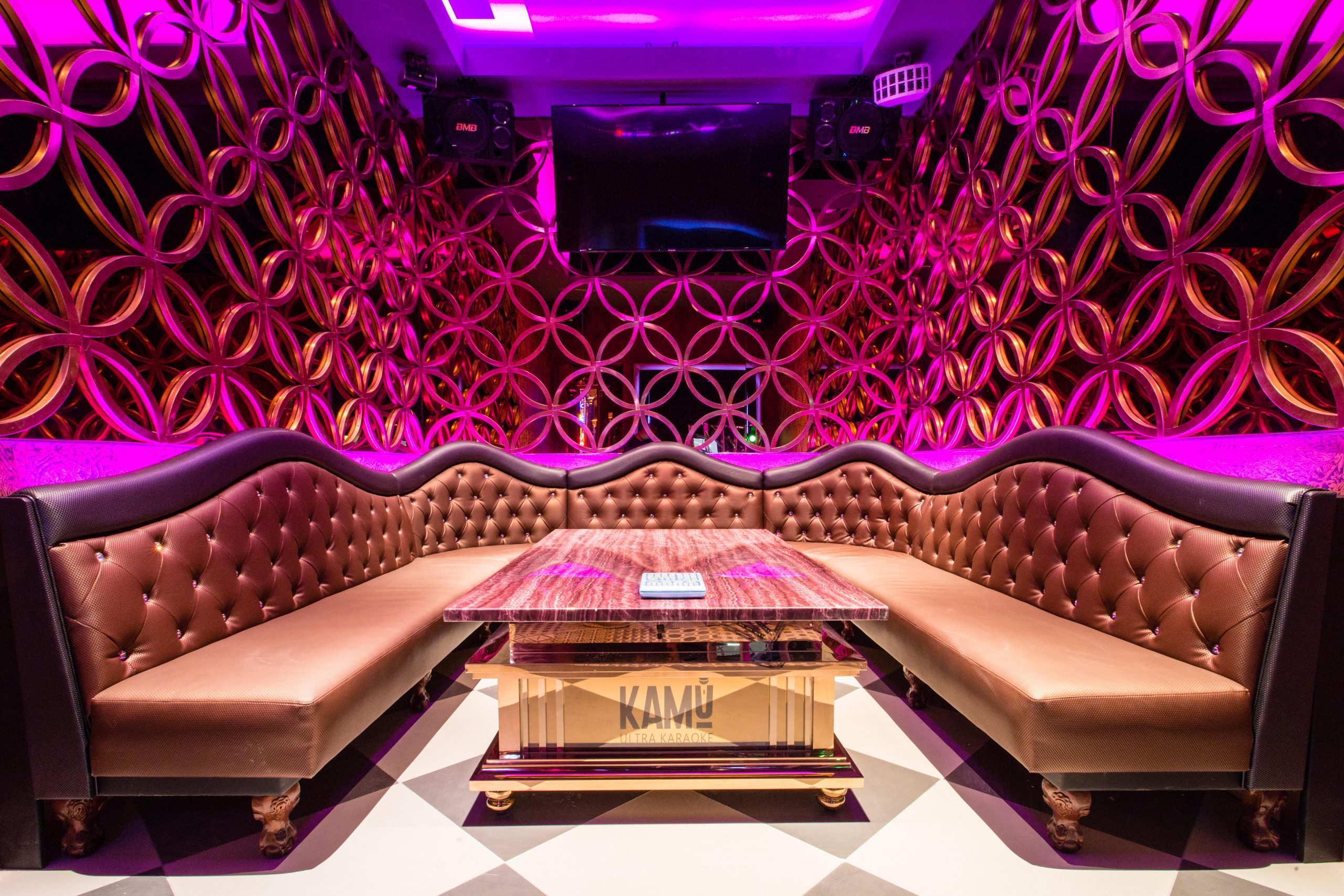 Pink Room Themed Lounge For the girls who like pink you can rent this one.